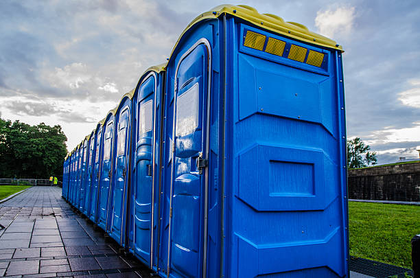 Portable bathroom rental